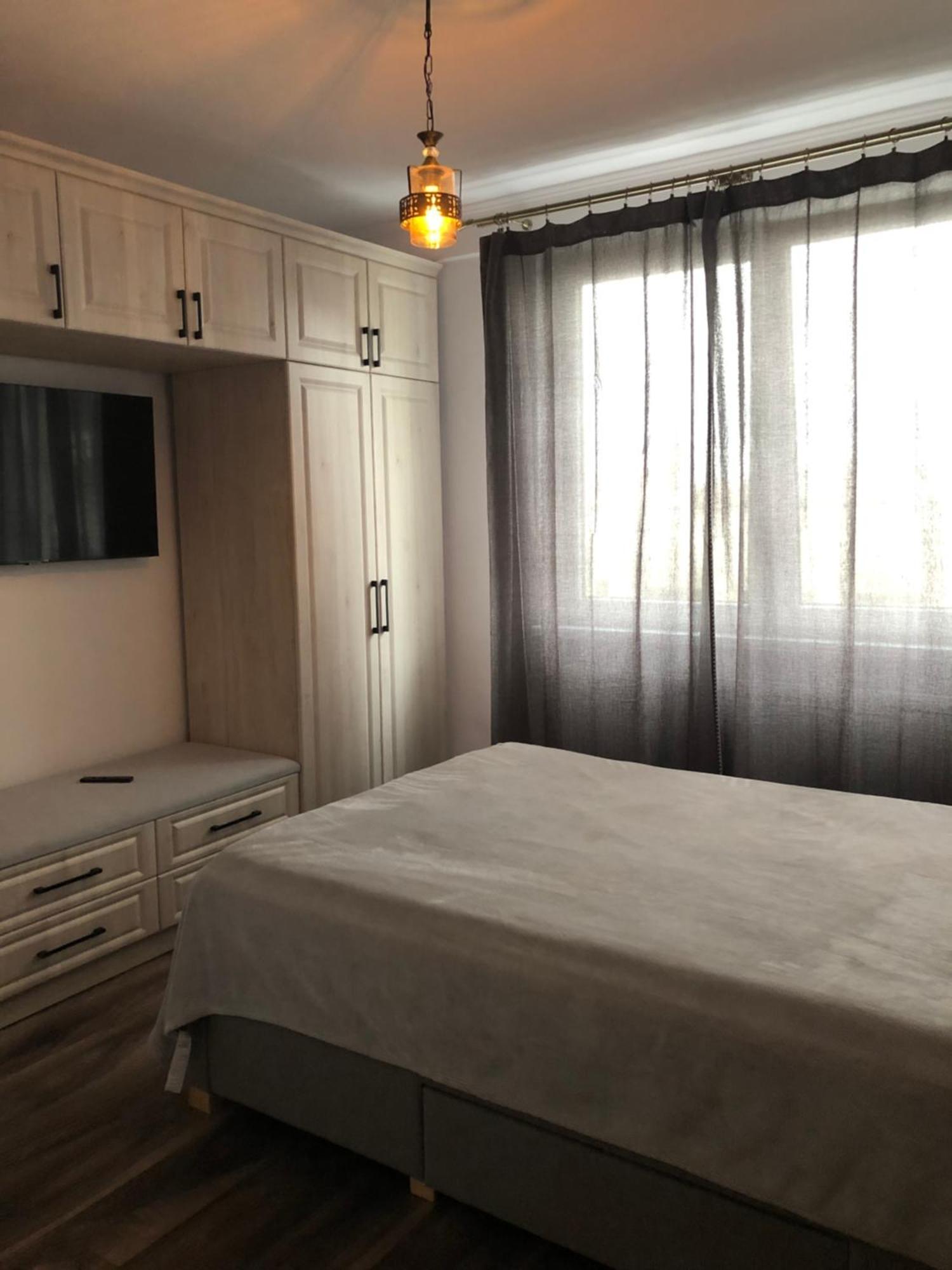 Cityscape Comfort With Key Lockbox Sfantu Gheorghe  Luaran gambar
